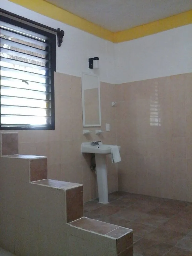 Hotel Zazil Kin Tulum 2*,